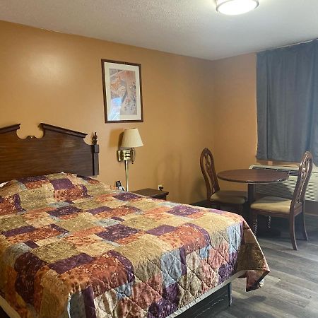 Hoosier Travel Lodge Джефферсонвилл Экстерьер фото